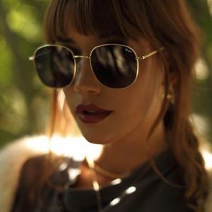 Quay Jezabell Sunglasses